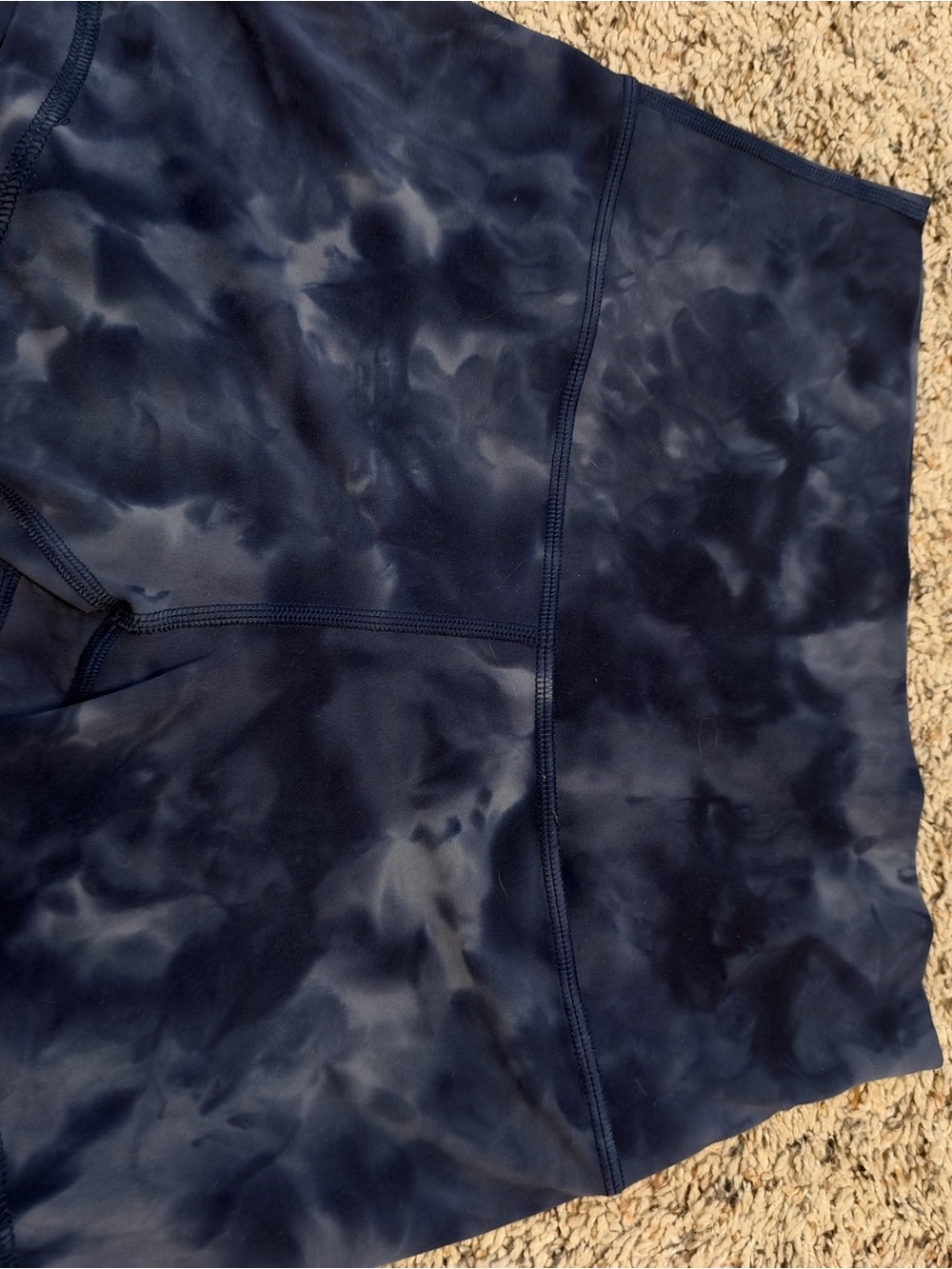 lululemon athletica Women's Navy Tie-Dye Align 4” Shorts